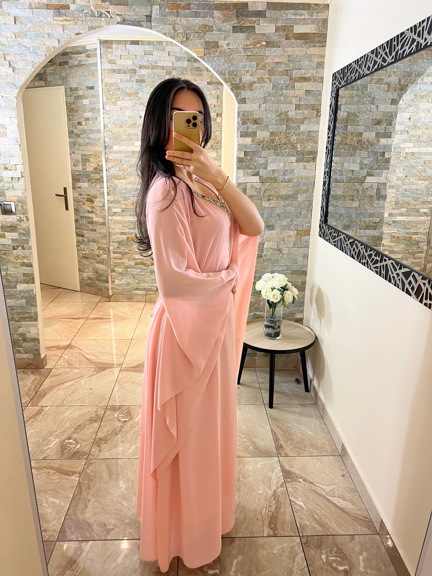 Abaya faracha perlée rose