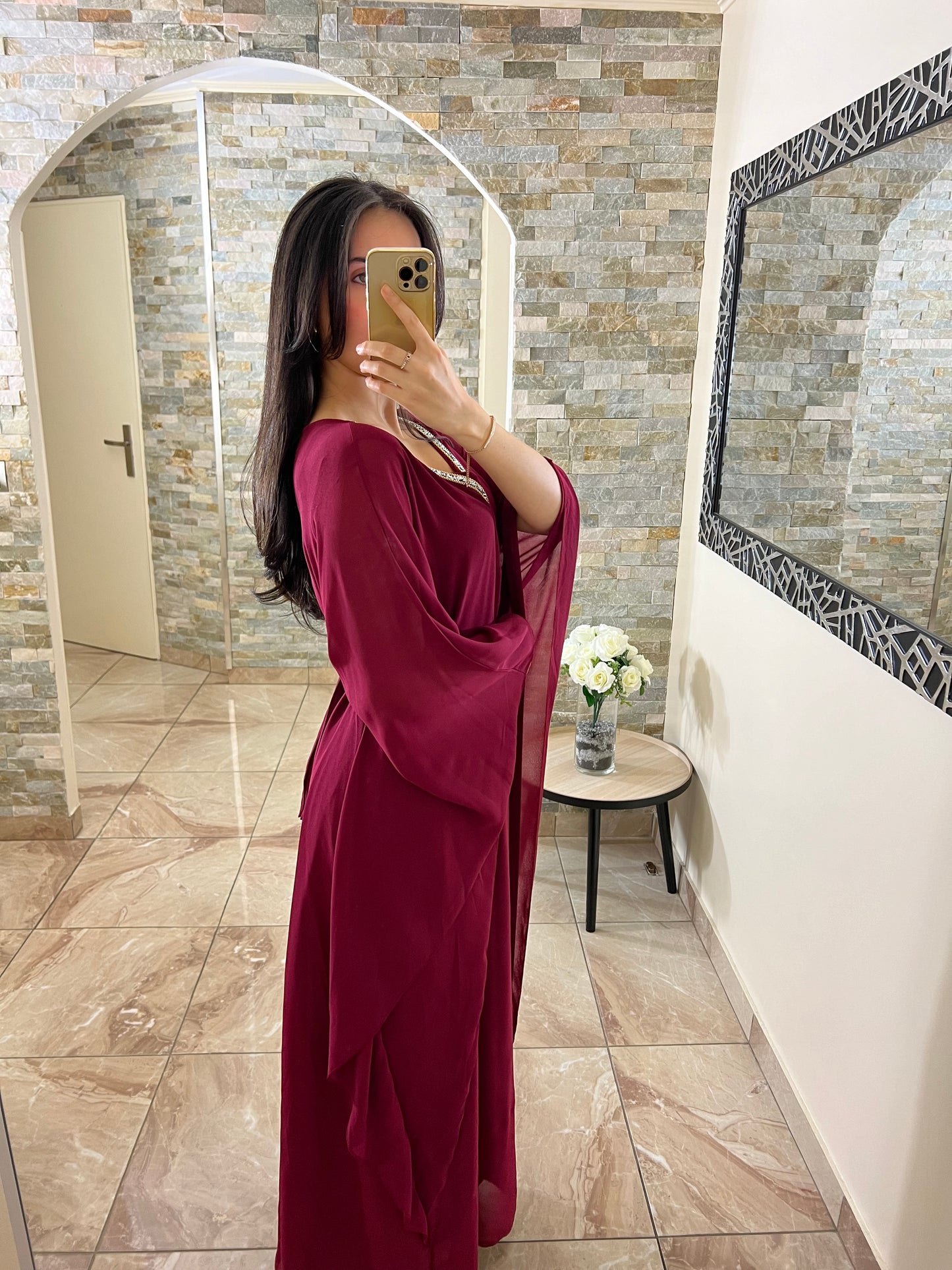 Abaya faracha perlée rouge bordeaux