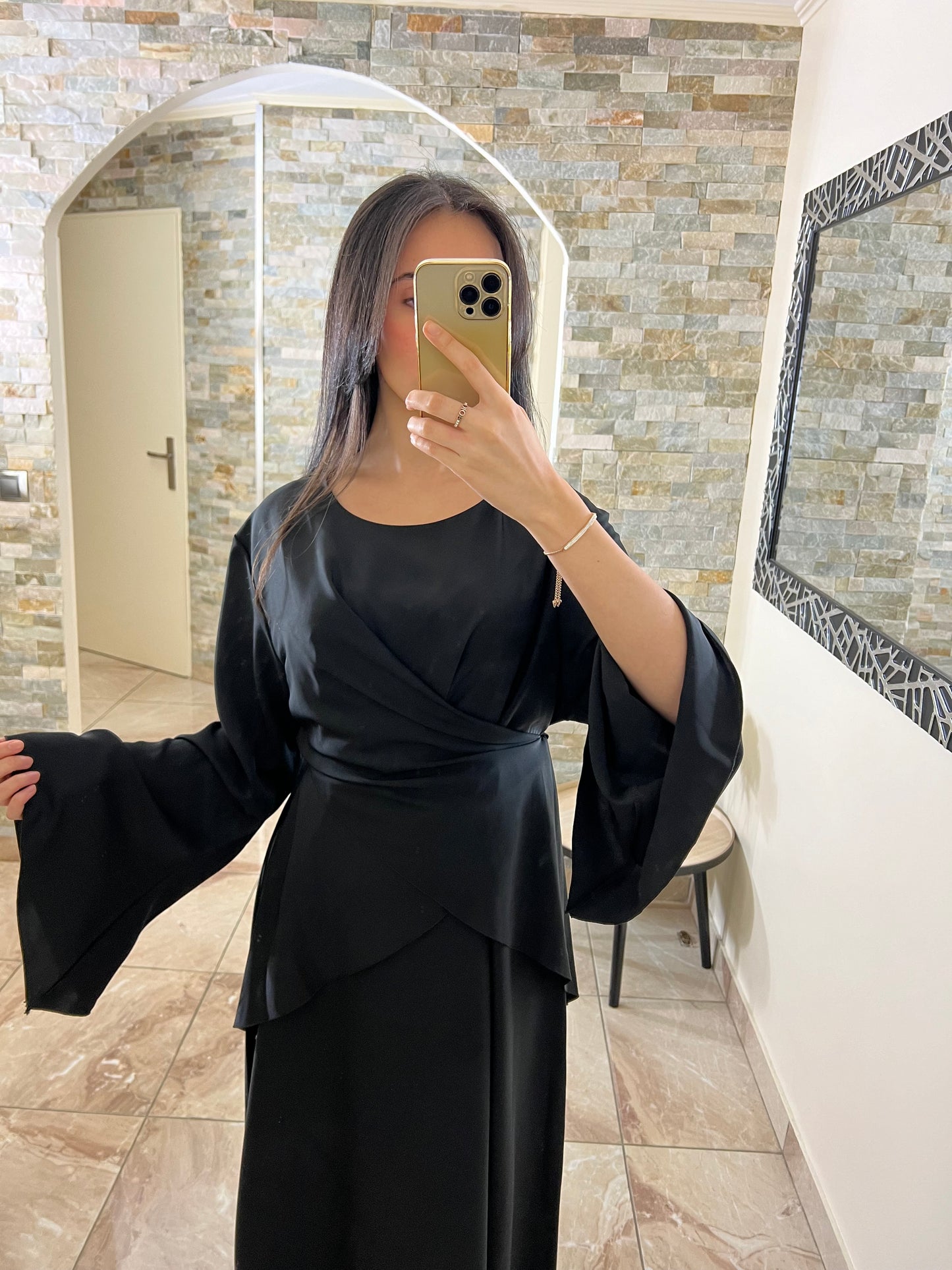 Abaya porte feuille noire