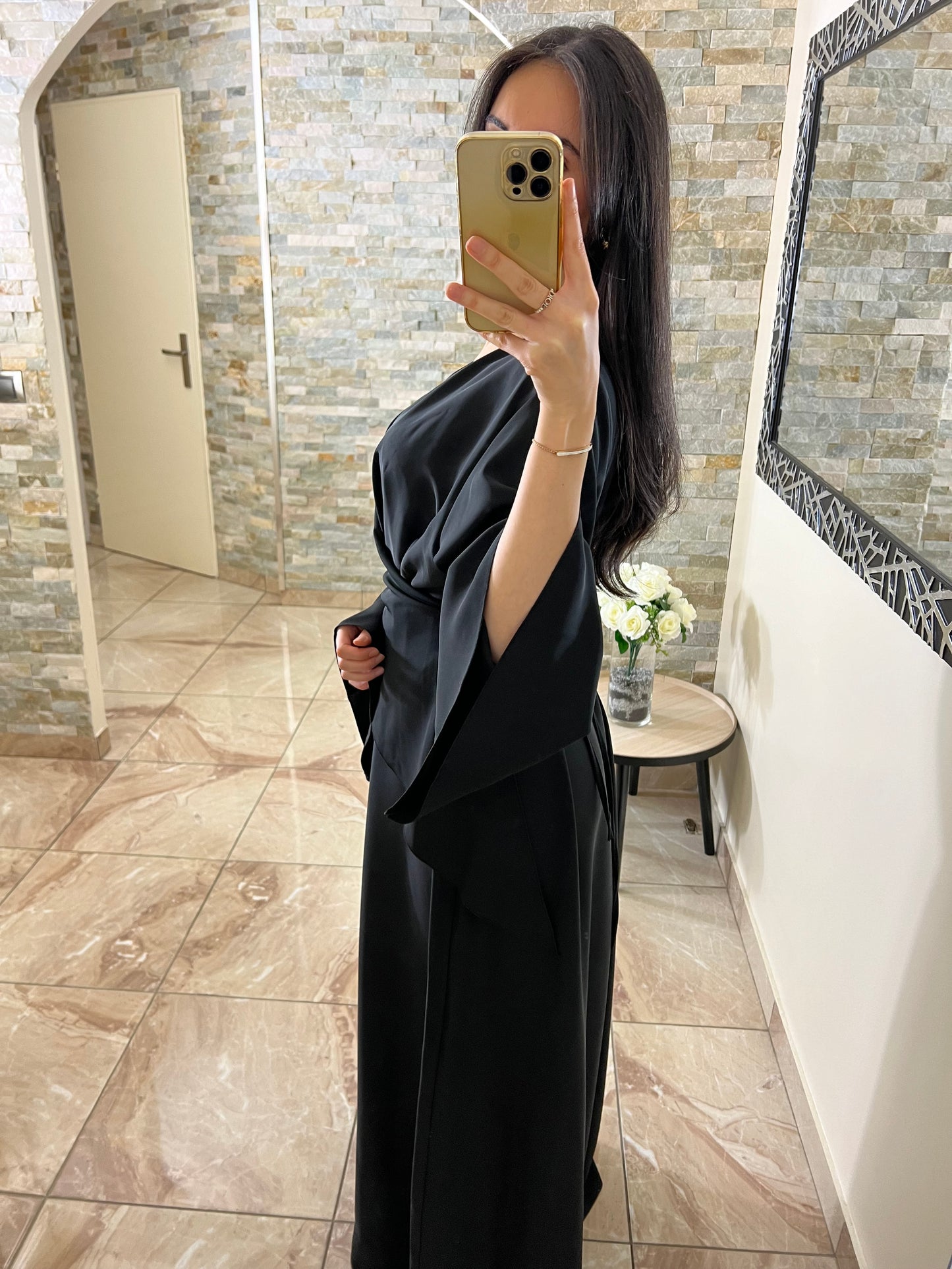 Abaya porte feuille noire