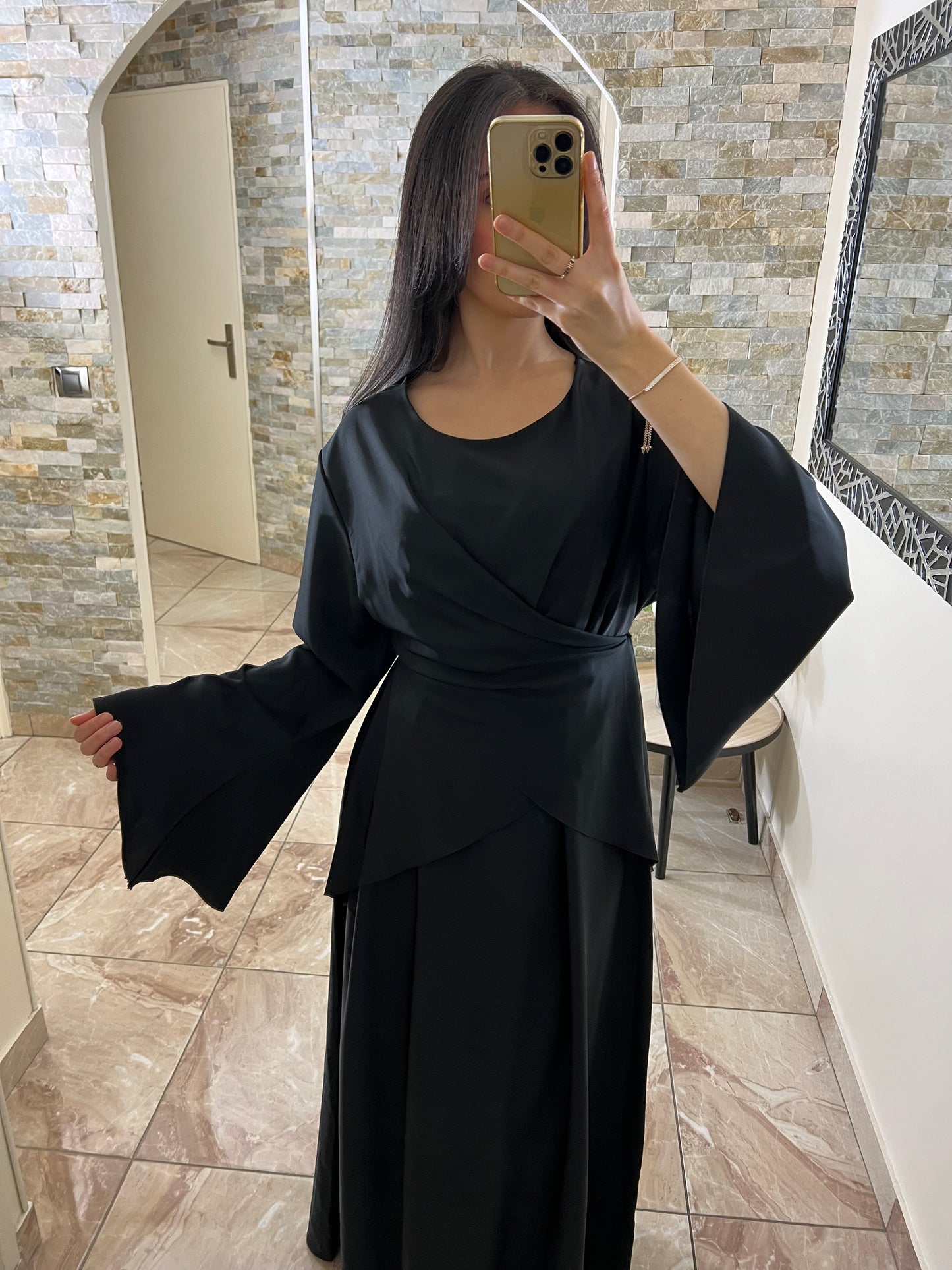 Abaya porte feuille noire