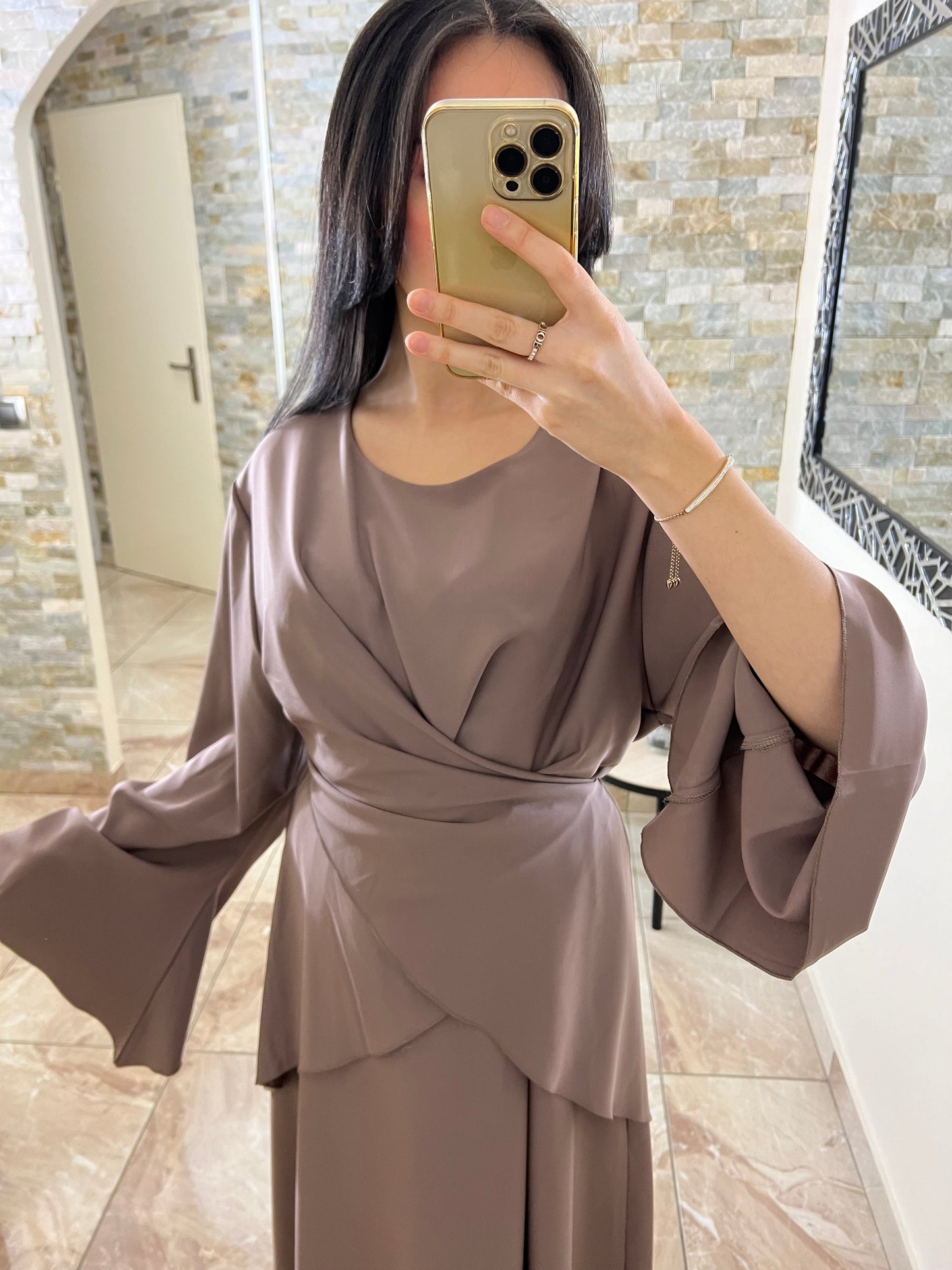 Abaya porte feuille taupe