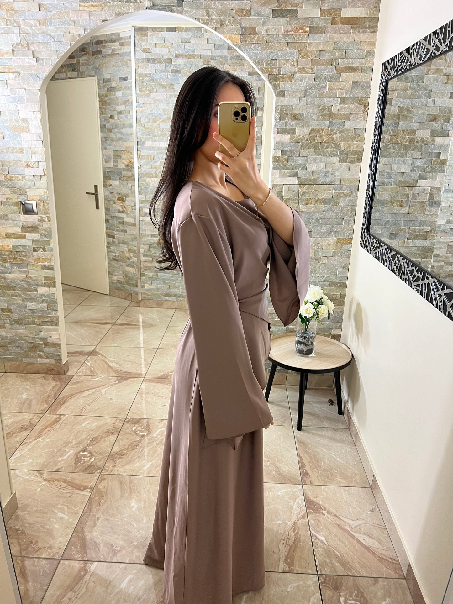 Abaya porte feuille taupe