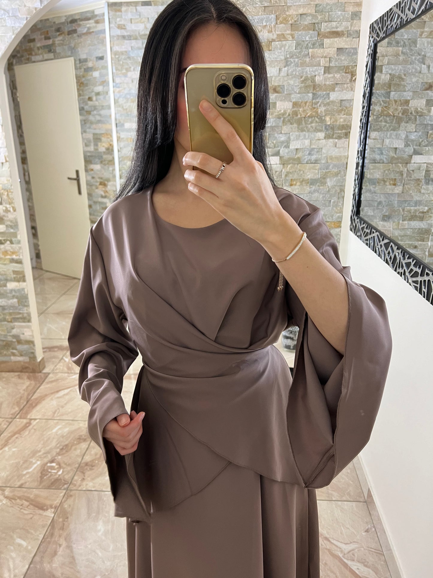 Abaya porte feuille taupe