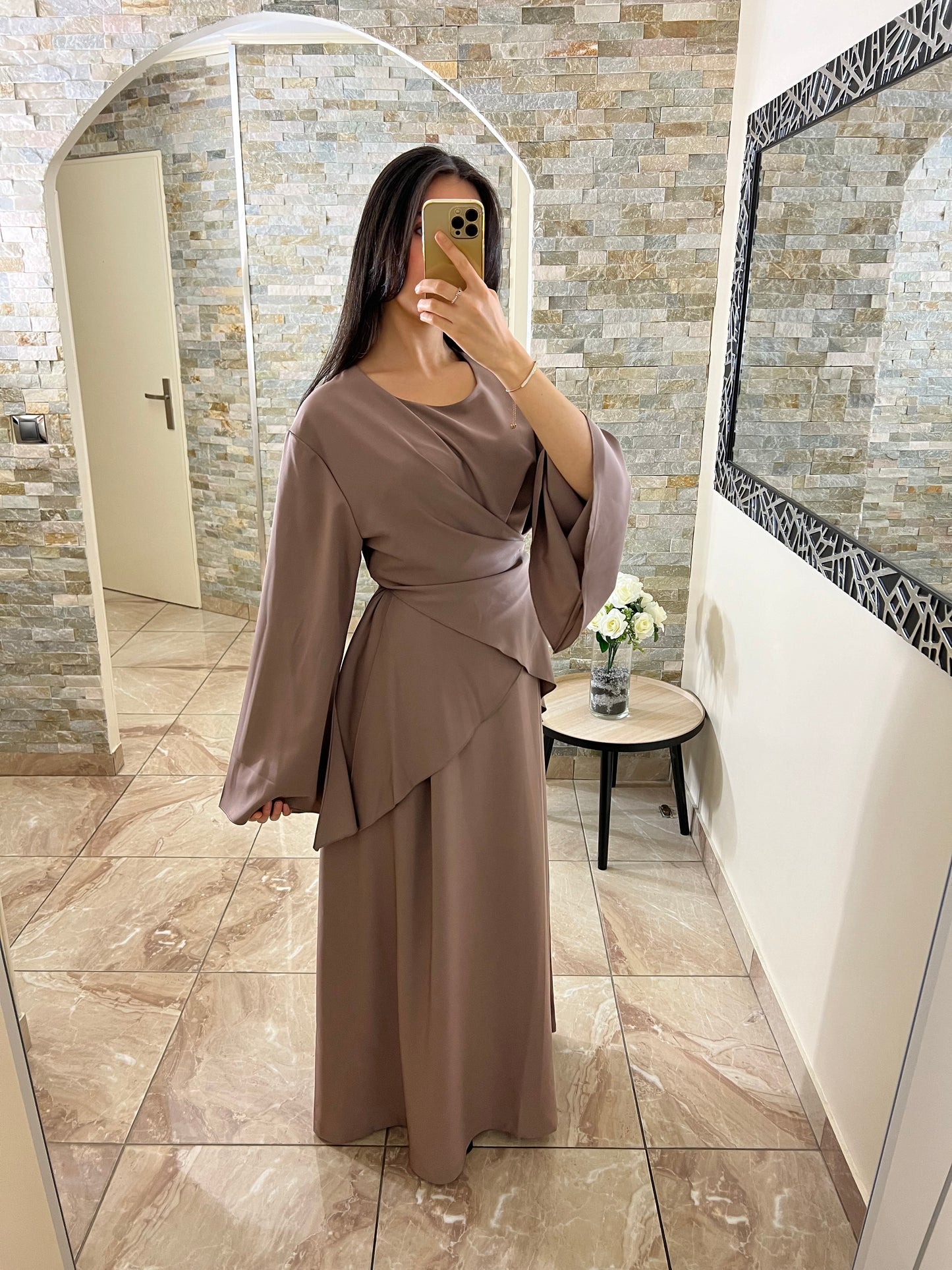 Abaya porte feuille taupe