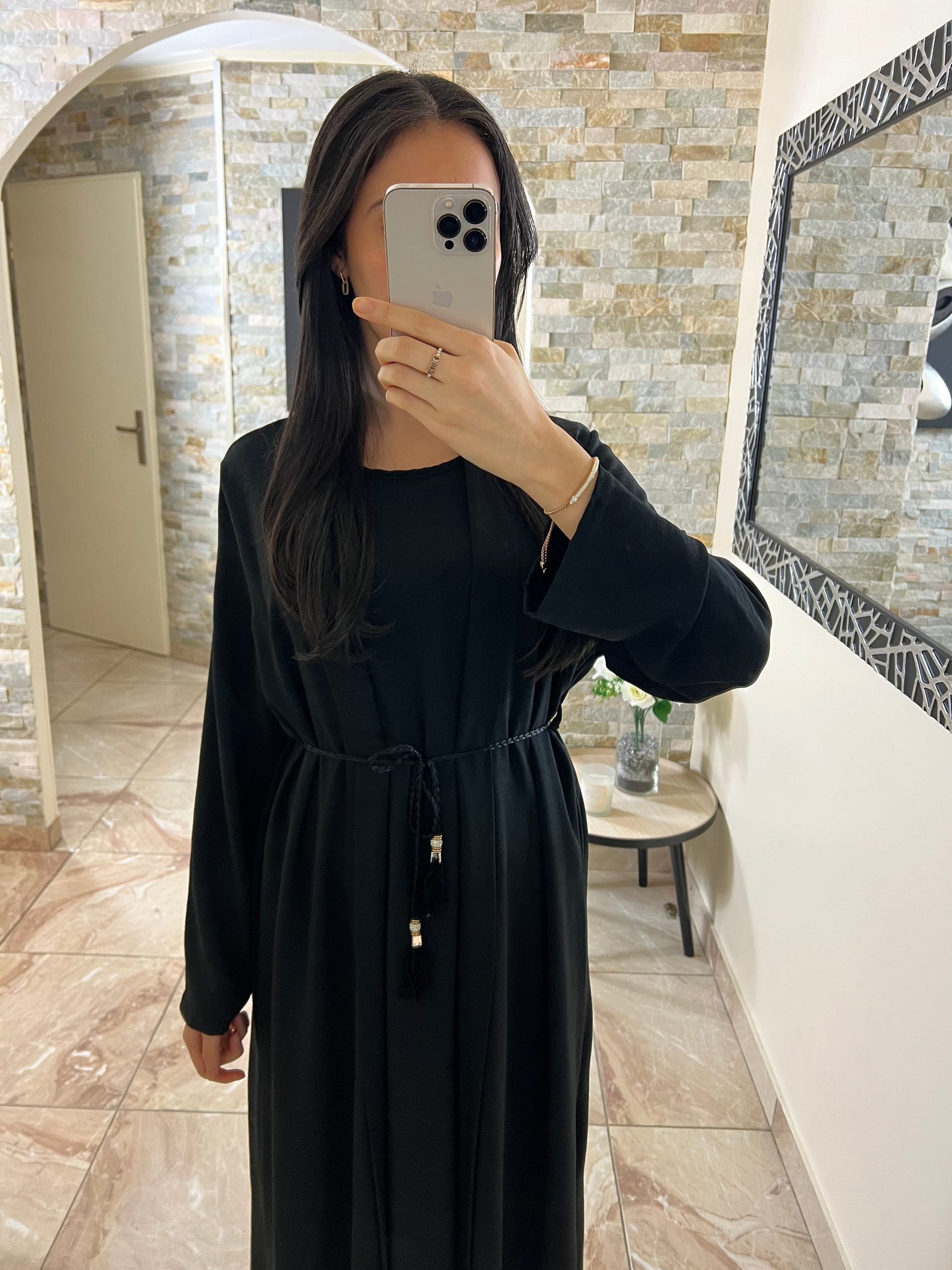 Abaya Aya ceinturée noir