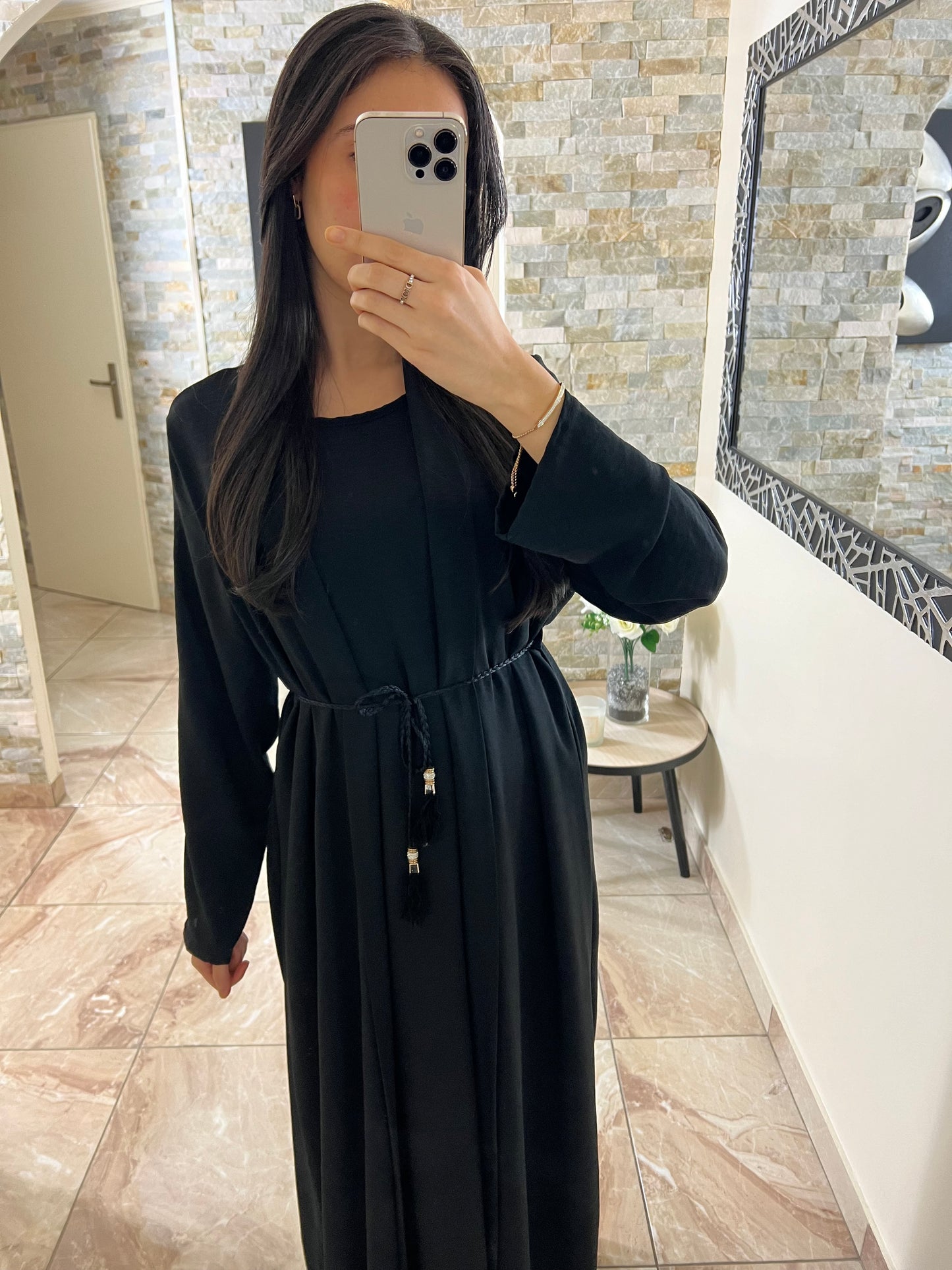 Abaya Aya ceinturée noir