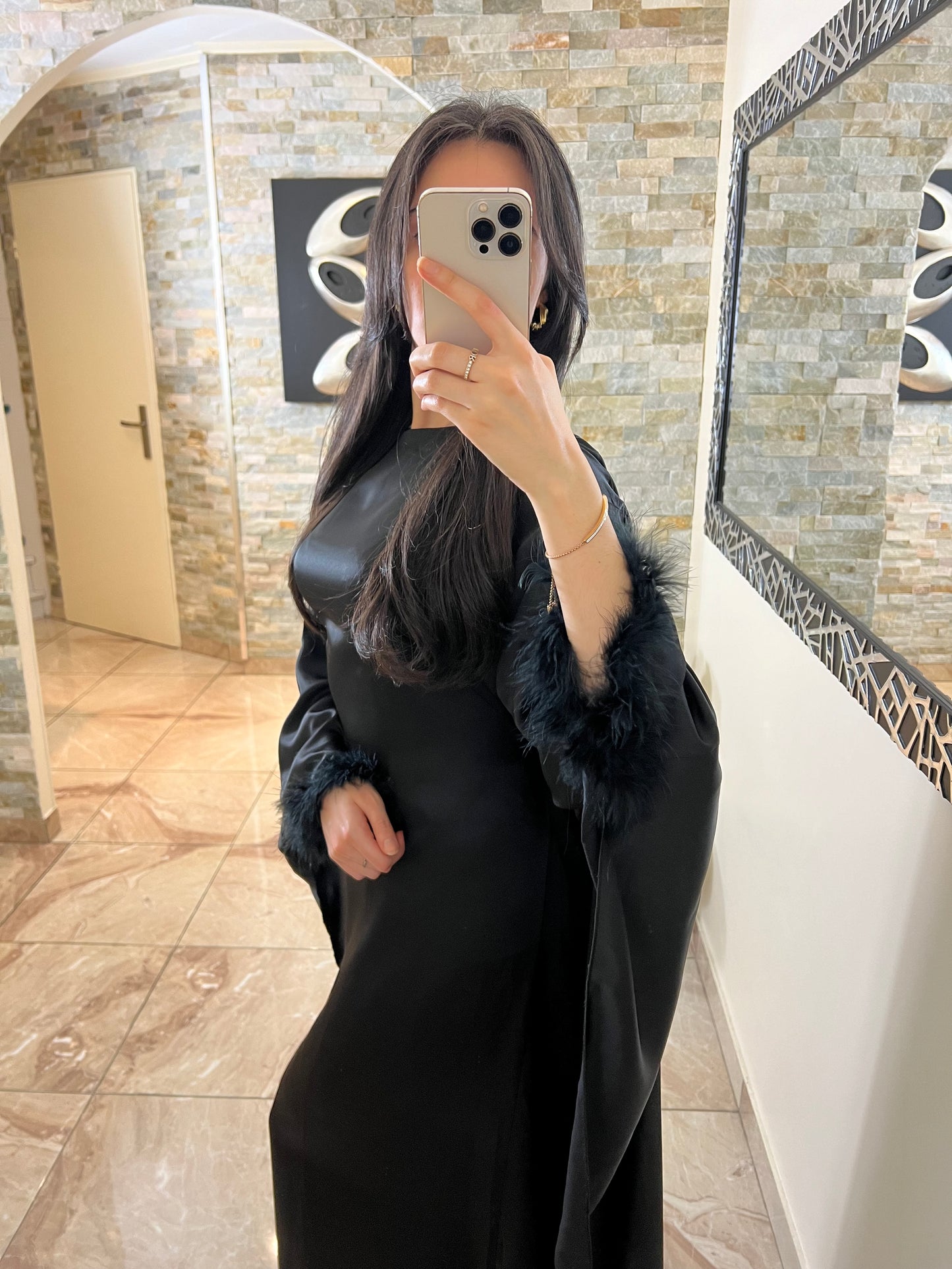 Abaya avec cape noire
