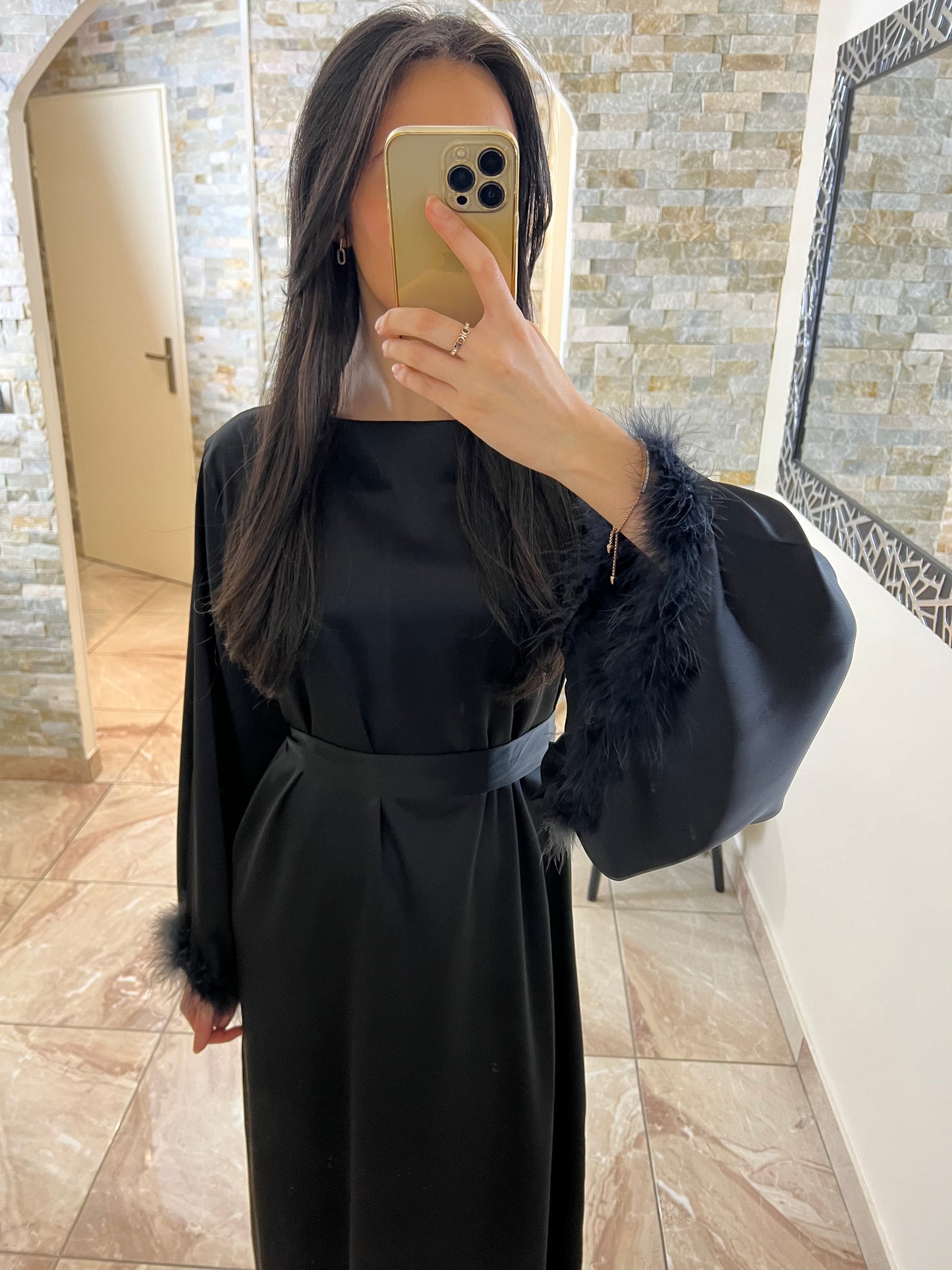 Abaya Arya noire