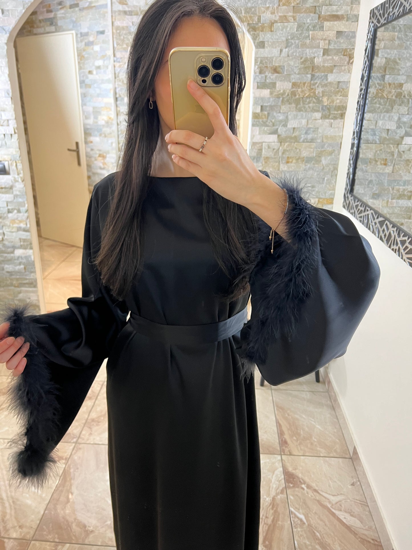 Abaya Arya noire