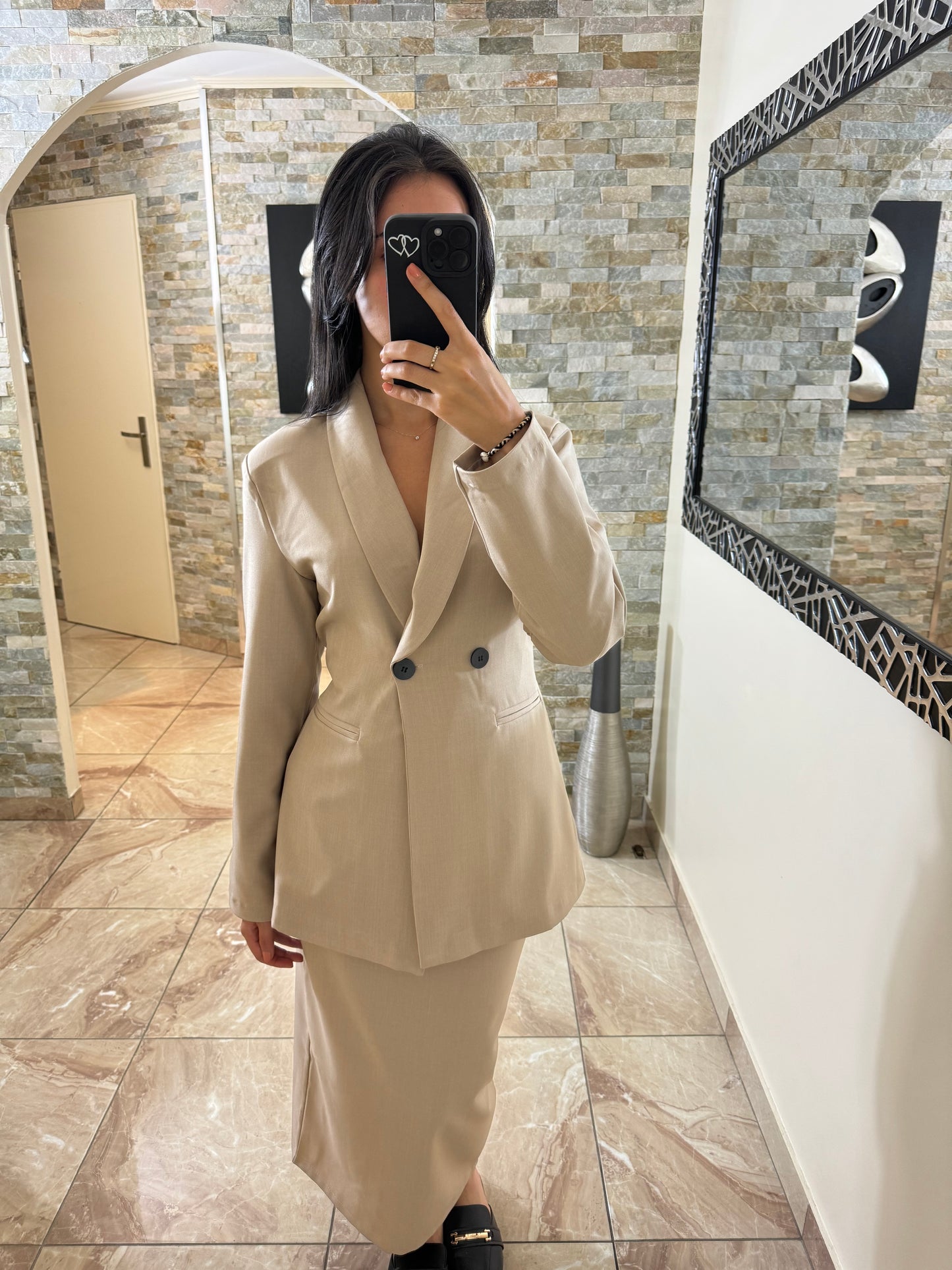 Ensemble tailleur blazer jupe beige