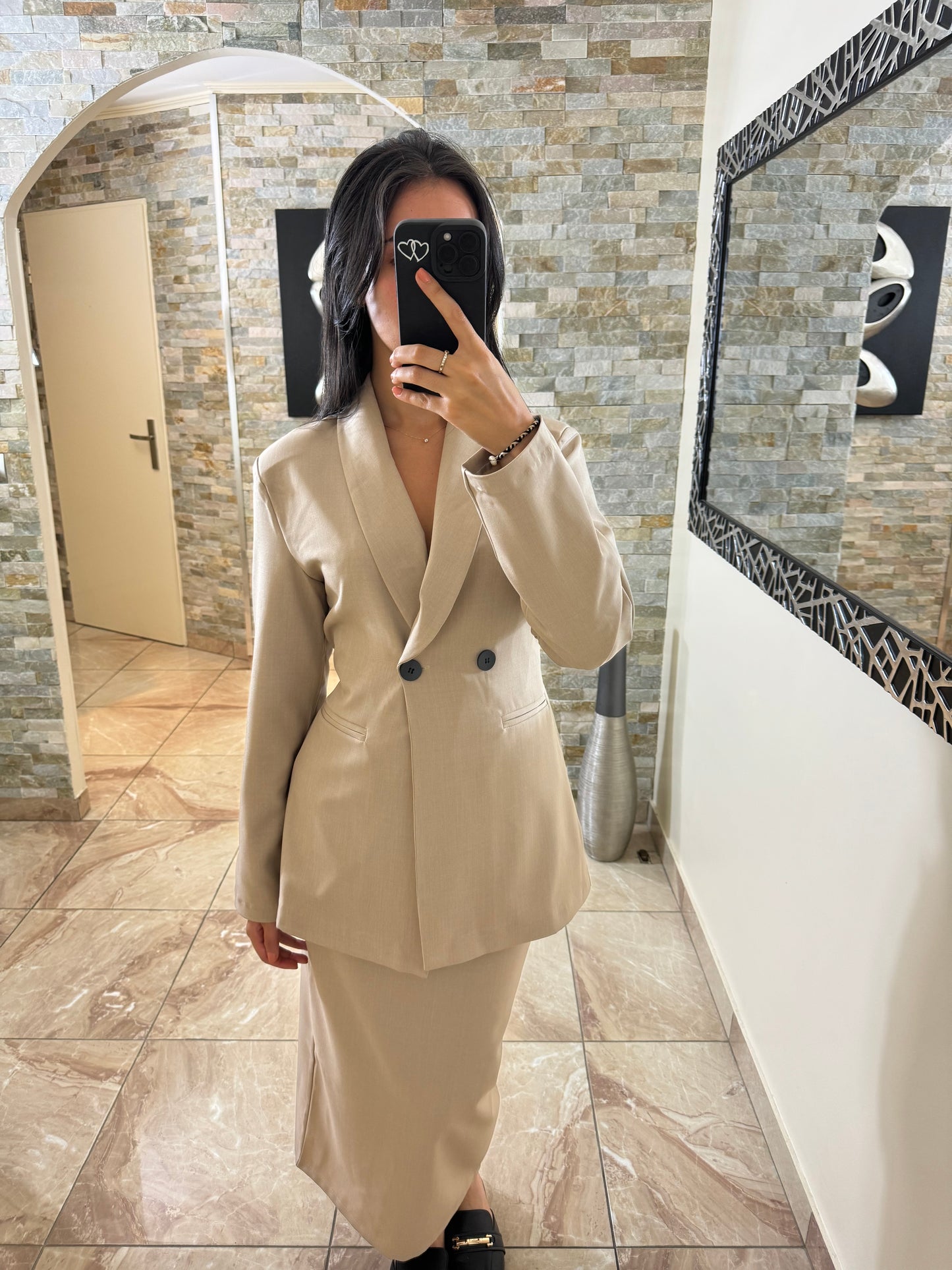 Ensemble tailleur blazer jupe beige